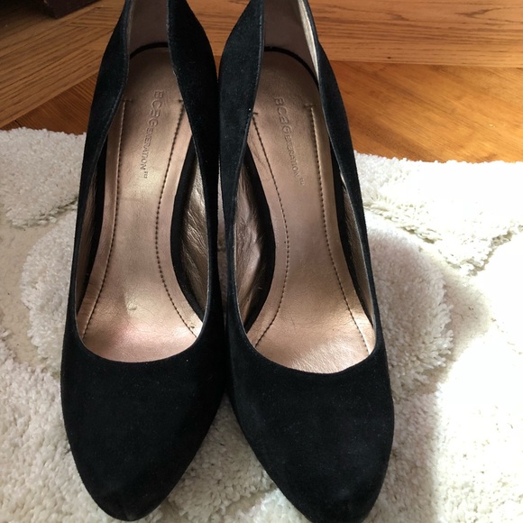 Heels - Picture 2 of 4